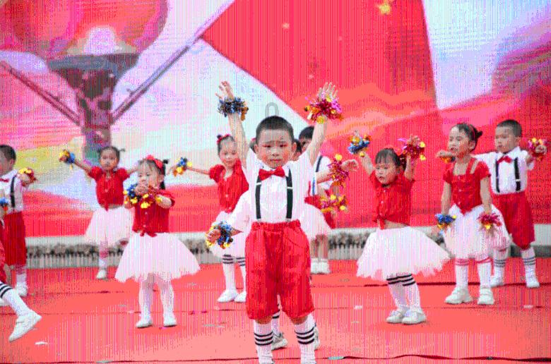 情侣该怎么坚持异地恋？异地恋该怎么维持感情？游戏画面